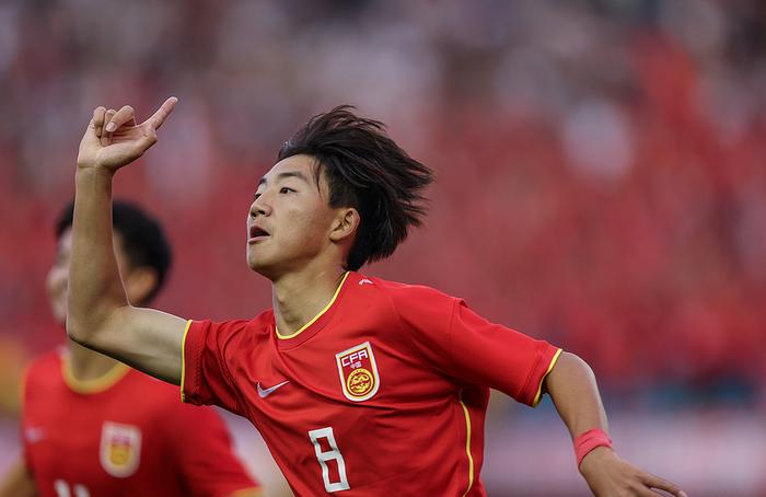 kaiyun-U16国足首发出炉！连换4人，邝兆镭搭档万项帅惟浩，卢琦政替补