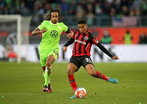 开云app-法媒：伯恩茅斯接近敲定药厂前锋阿明-阿德利，转会总价3000万欧