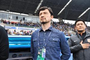 开云平台-徐江：亚泰是完全不可拯救的那种降级热门，前面这2个外援太差了