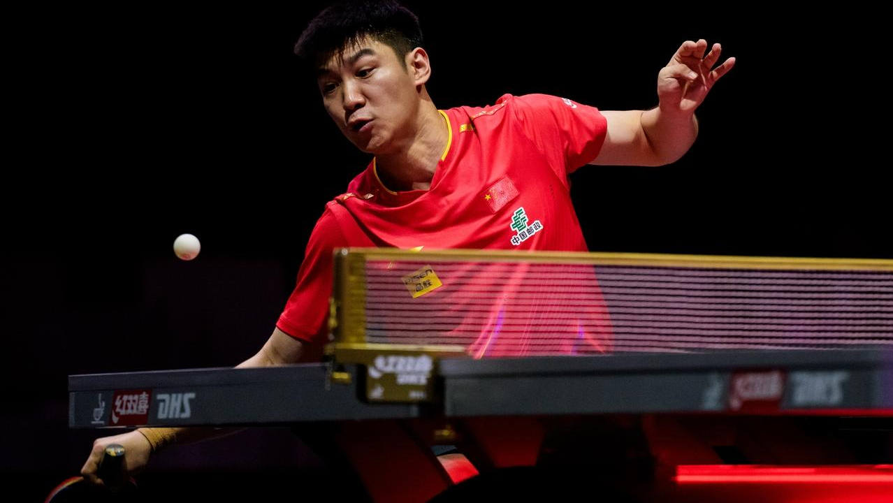 开云平台-还是那个淘汰张本的薛飞吗？0-3溃败无缘8强，第三局关键发球失误